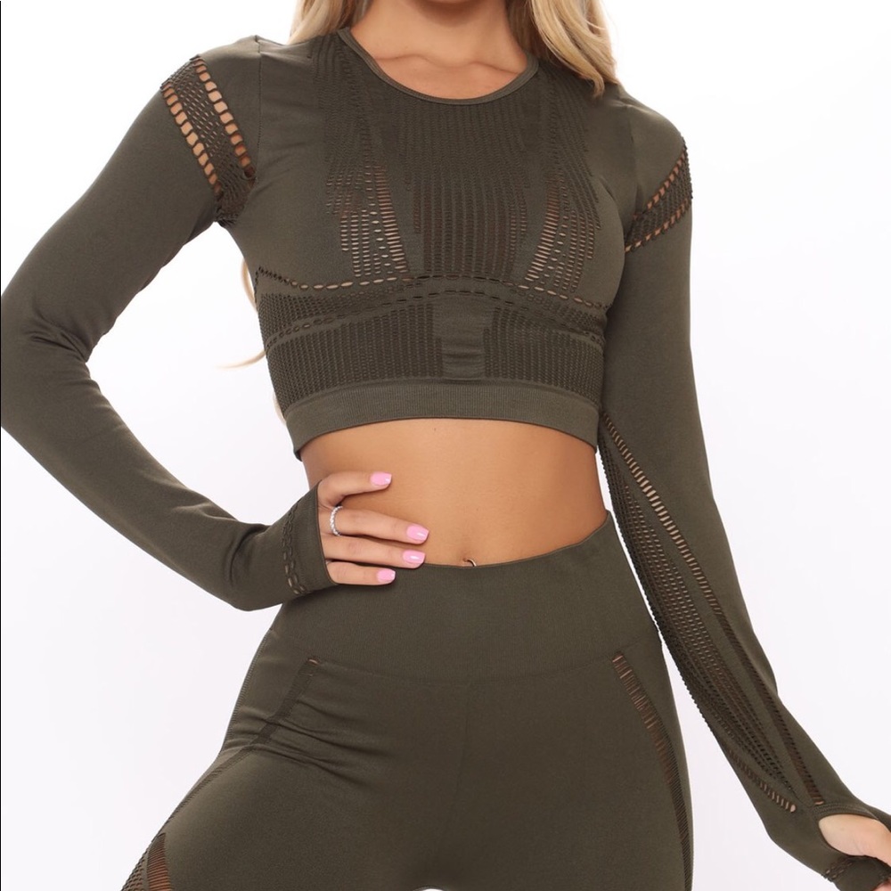 Active olive crop top
